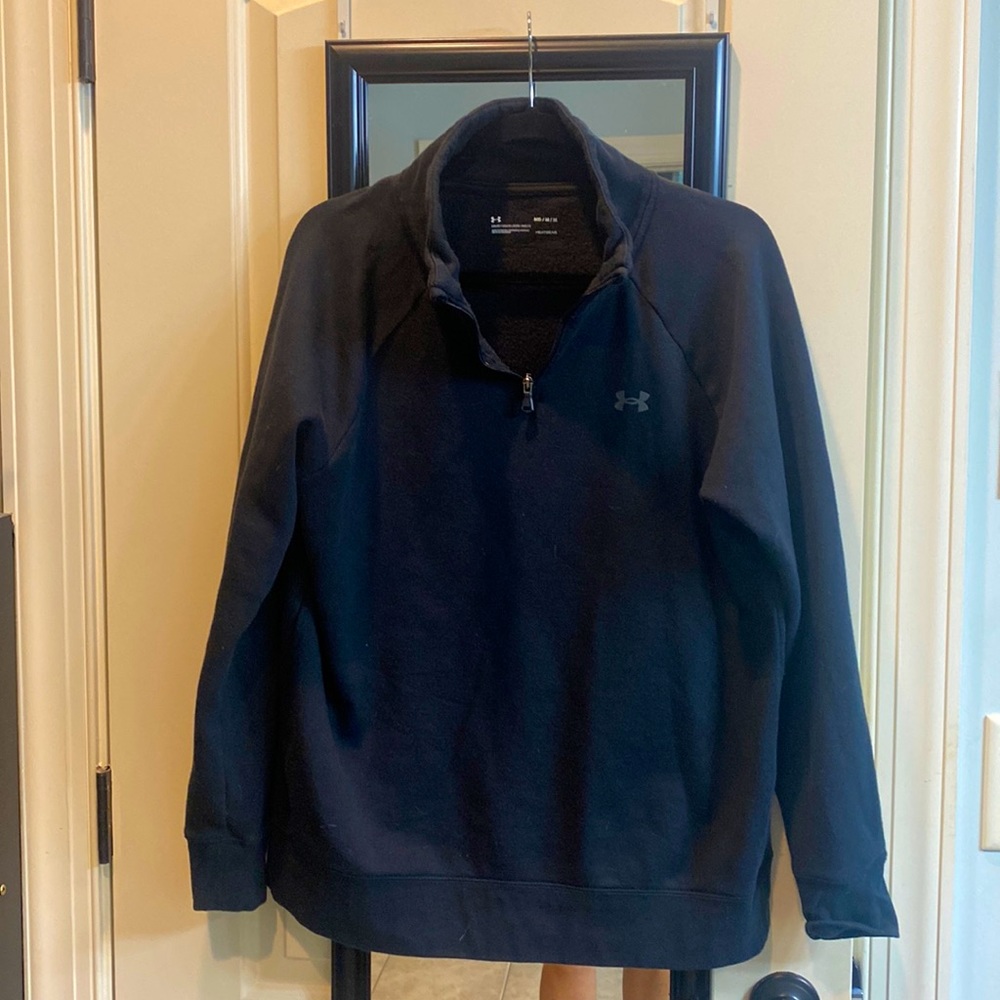 Under armour partial zip sweatshirt. Size Medium